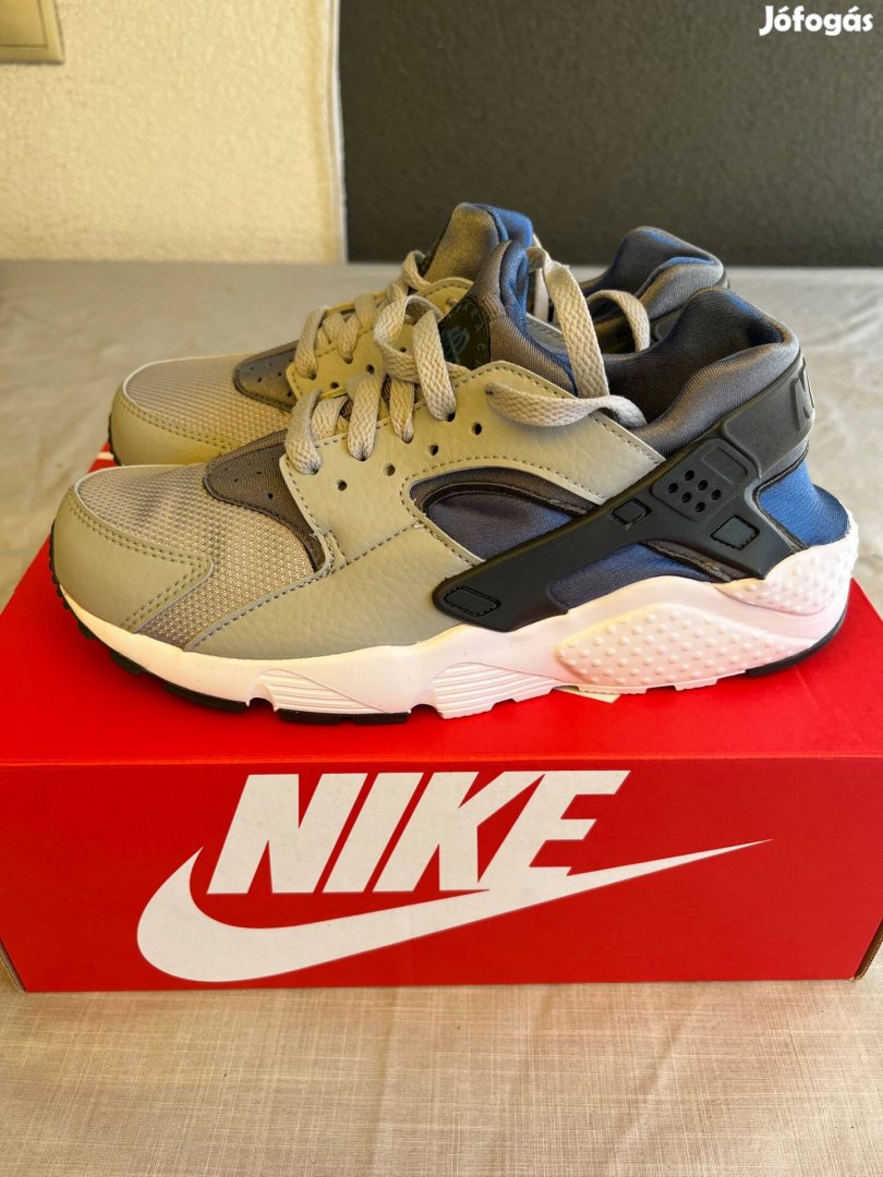 Nike Huarache Sportcipő (38-as) új!!