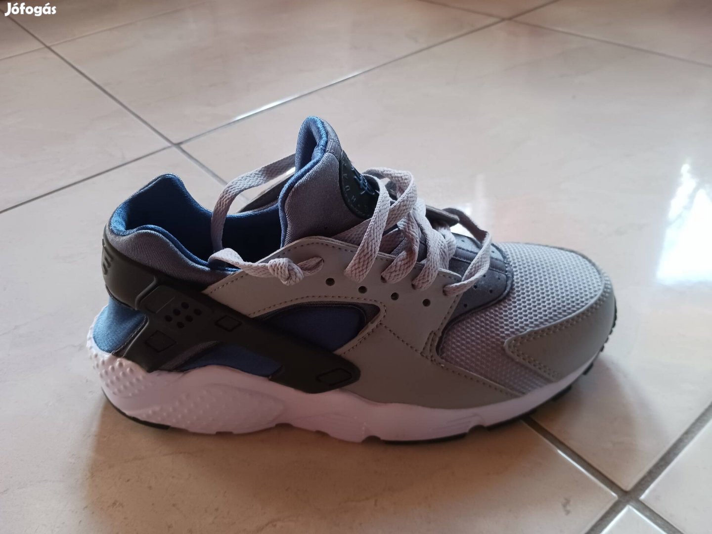 Nike Huarache új cipő eladó!