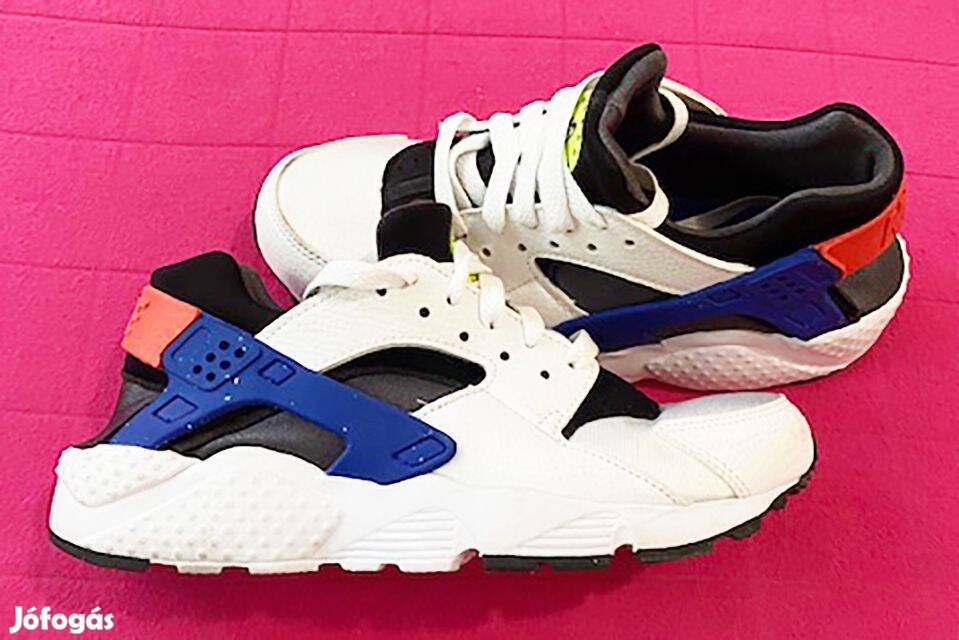 Nike Huarache unisex gyerek cipő 36,5 Bolti ára 35 e Ft