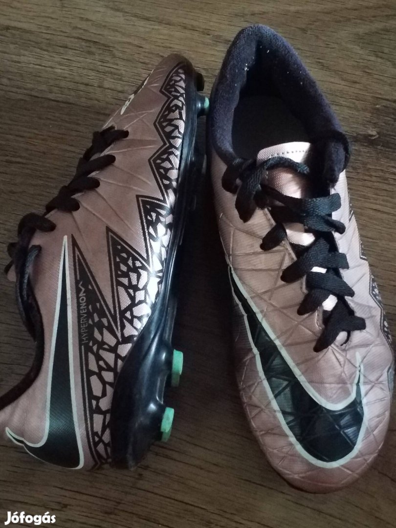 Nike Hypervenom  stoplis foci cipő 37,5 méret