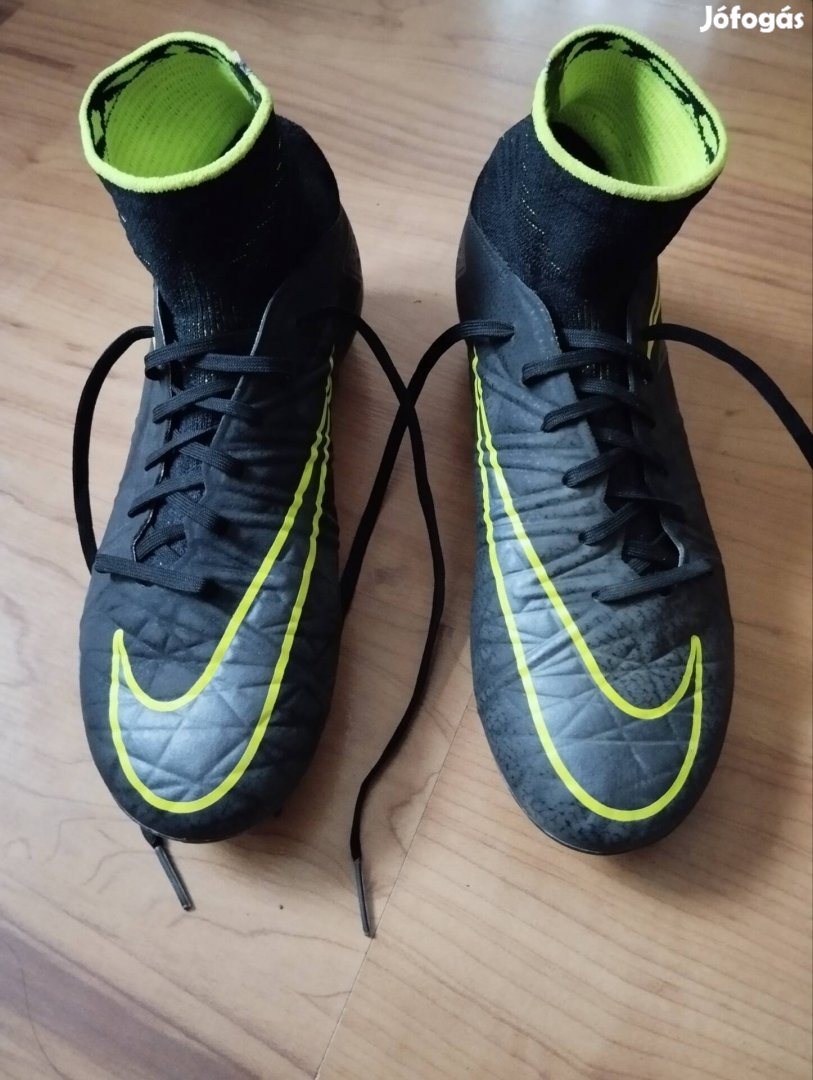 Nike Hypervenom gyerek foci cipő