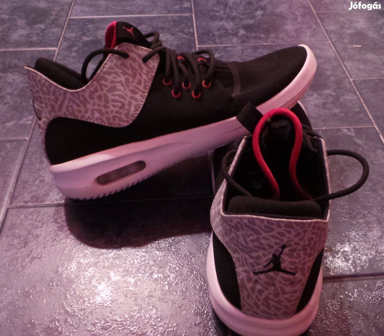 Nike Jordan First Class Cement