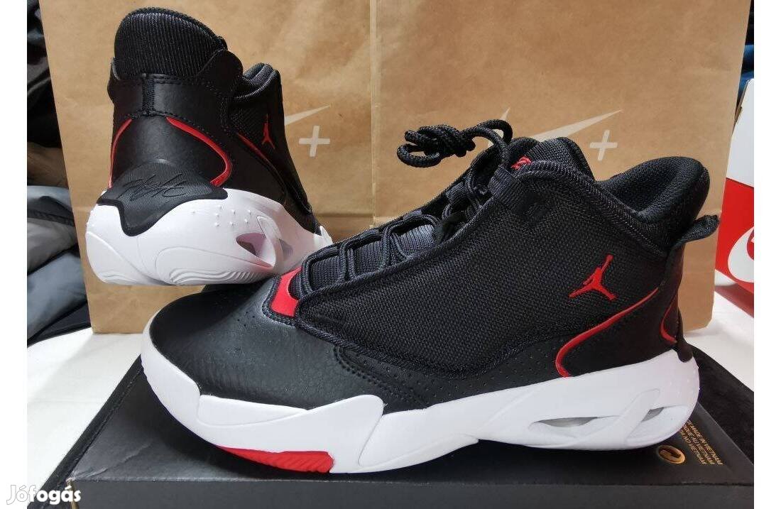 Nike Jordan Max Aura 4 fekete bőr 45 45.5 46 és 47-es férfi cipő