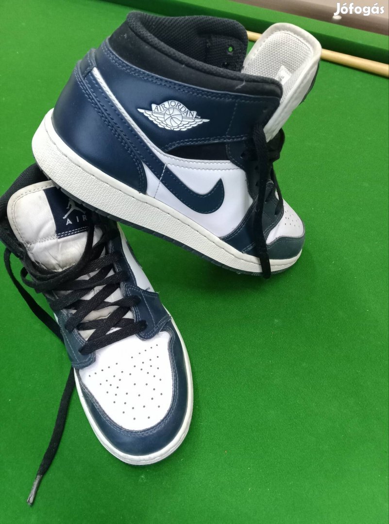Nike Jordan Mid 1. 38,5 méretben 