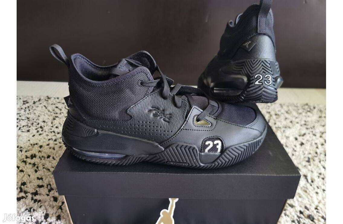 Nike Jordan Stay Loyal 2 fekete 39 és 40-es kosaras cipő