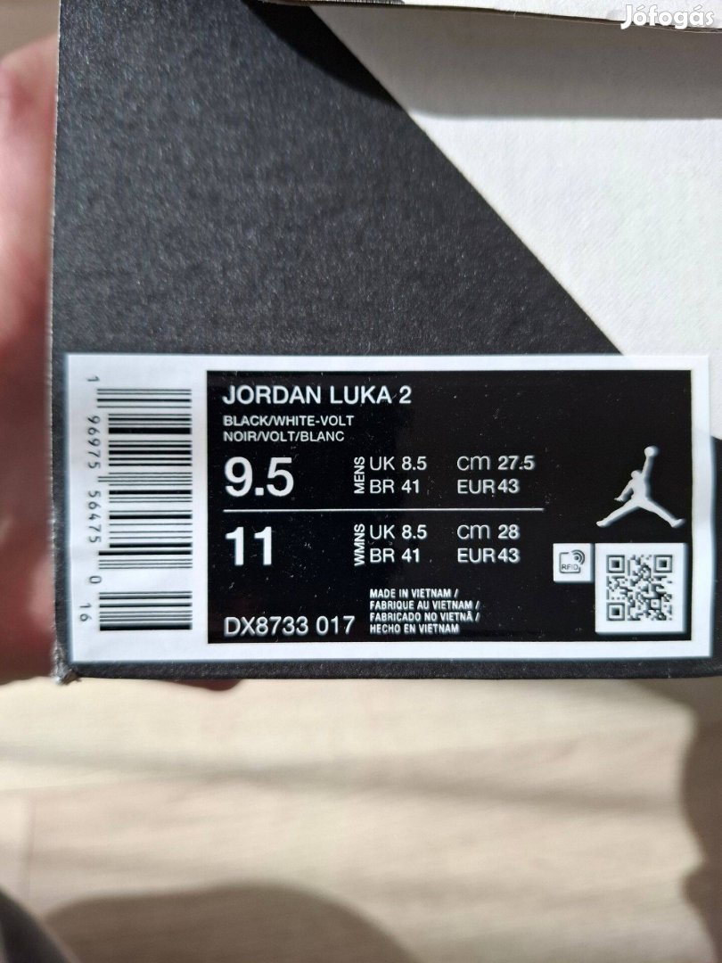 Nike Jordan cipő, újszerű és hibátlan!