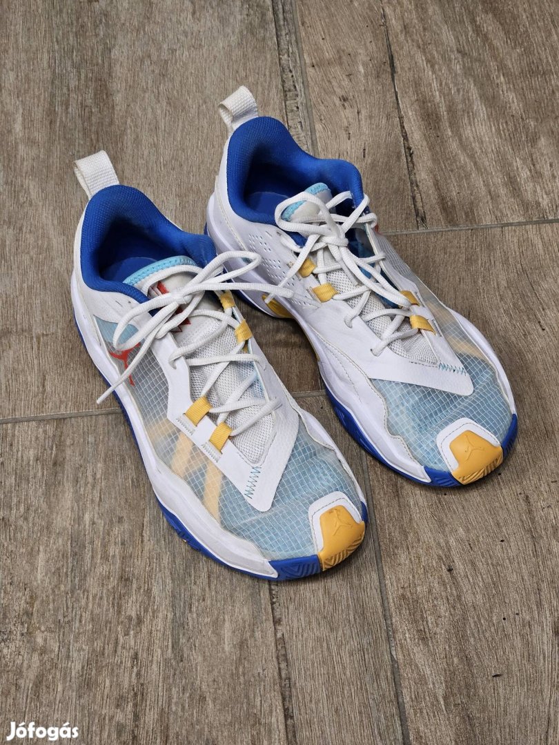Nike Jordan kosaras cipő eladó
