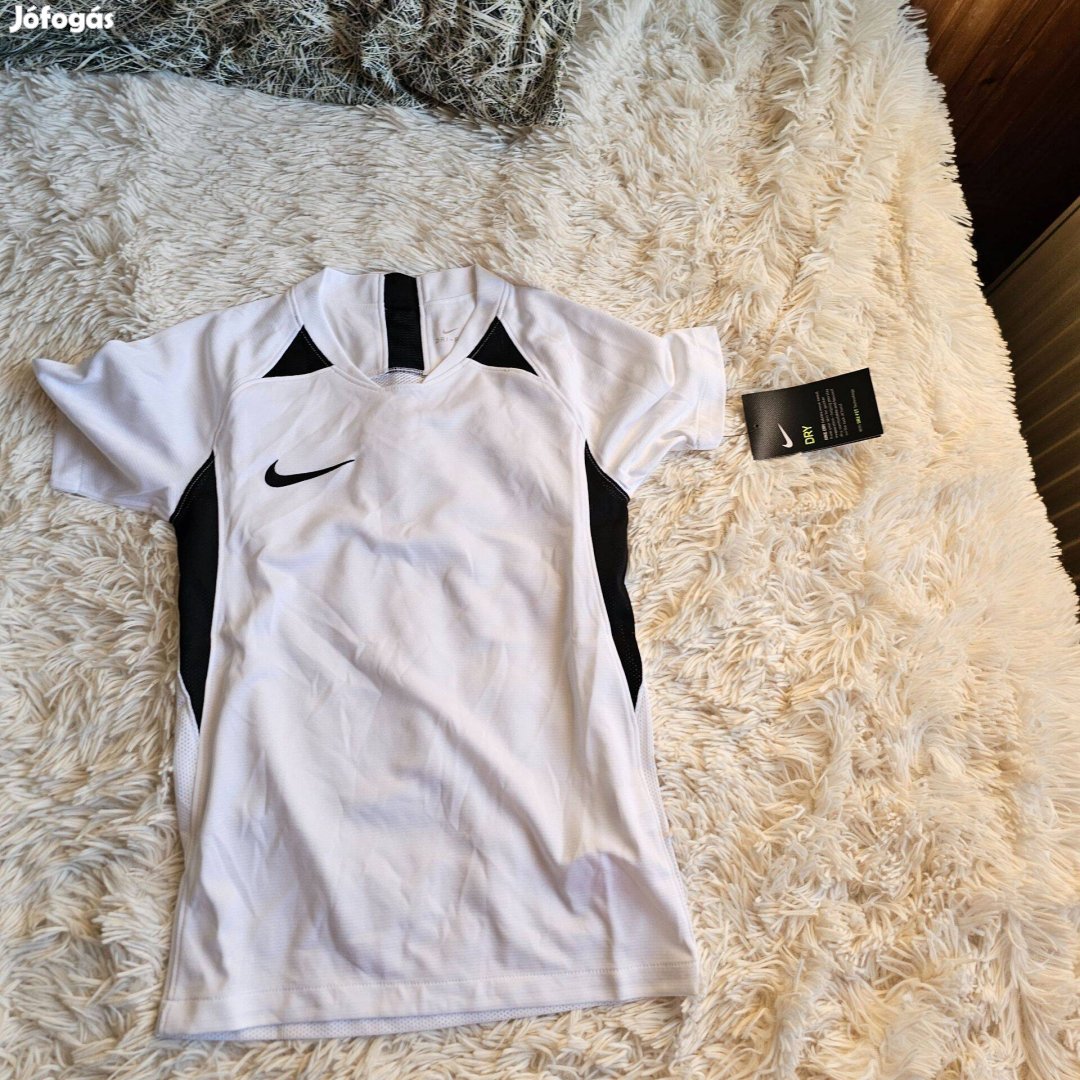 Nike Junior polo új XS-es méret