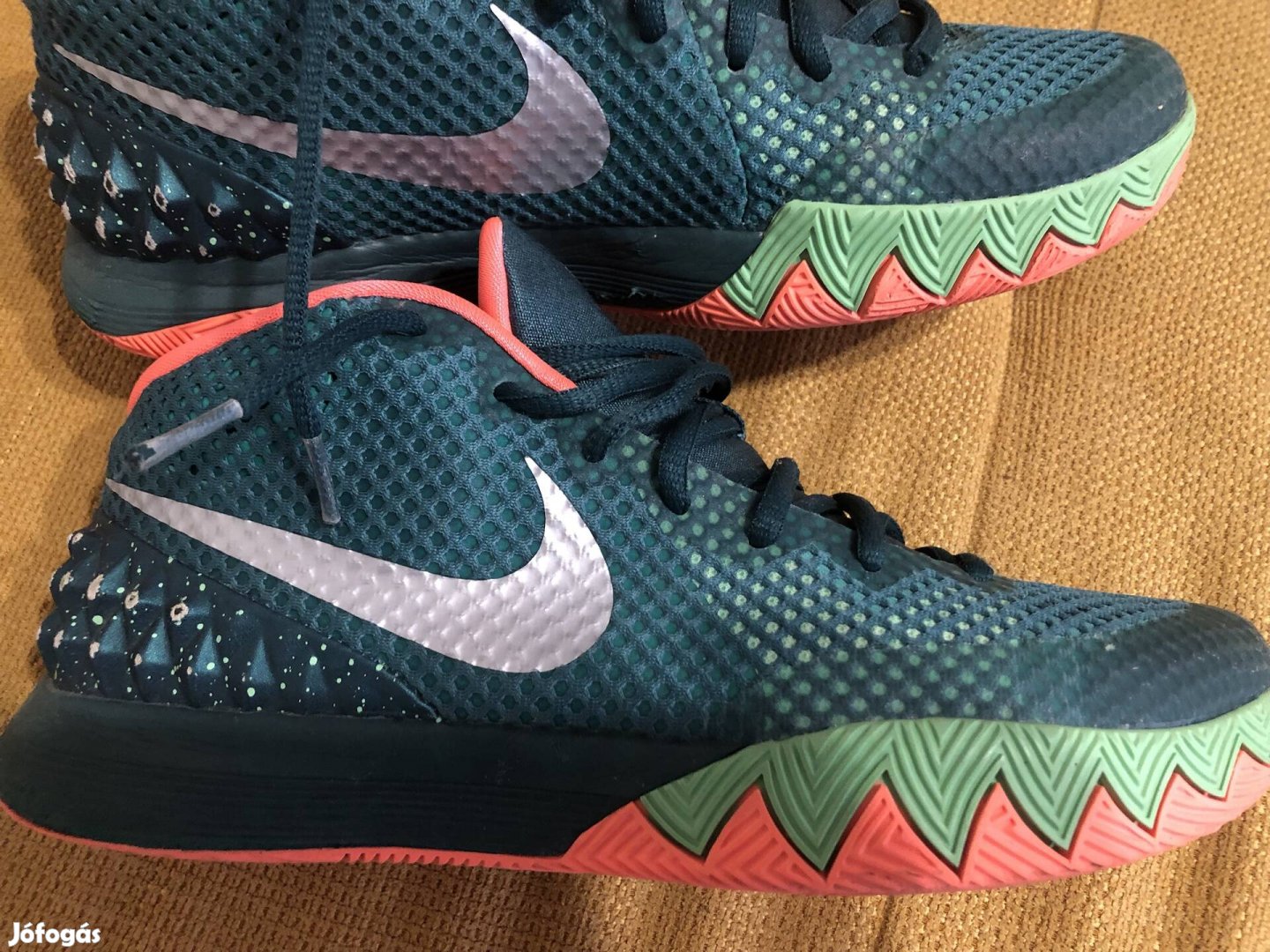 Nike Kyrie Venus Flytrap cipő