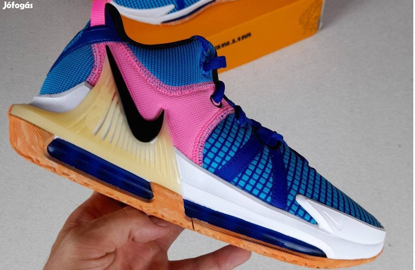 Nike Lebron Witness 7 ( 41 - 26cm ) új cipő