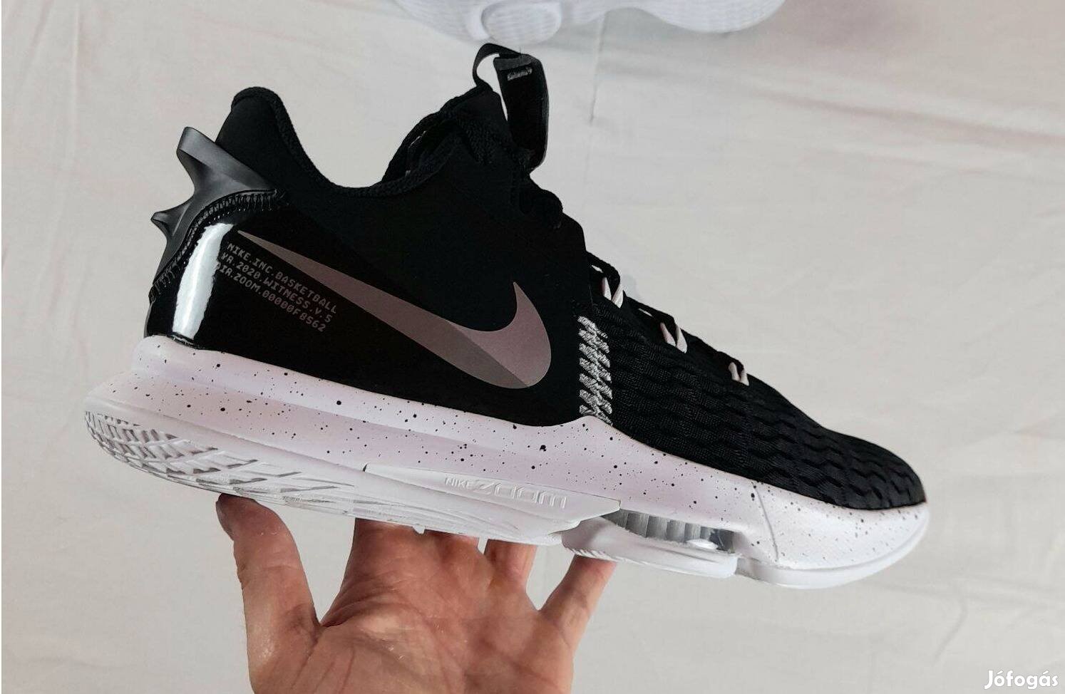 Nike Lebron Witness V ( 45 - 29cm ) új cipő