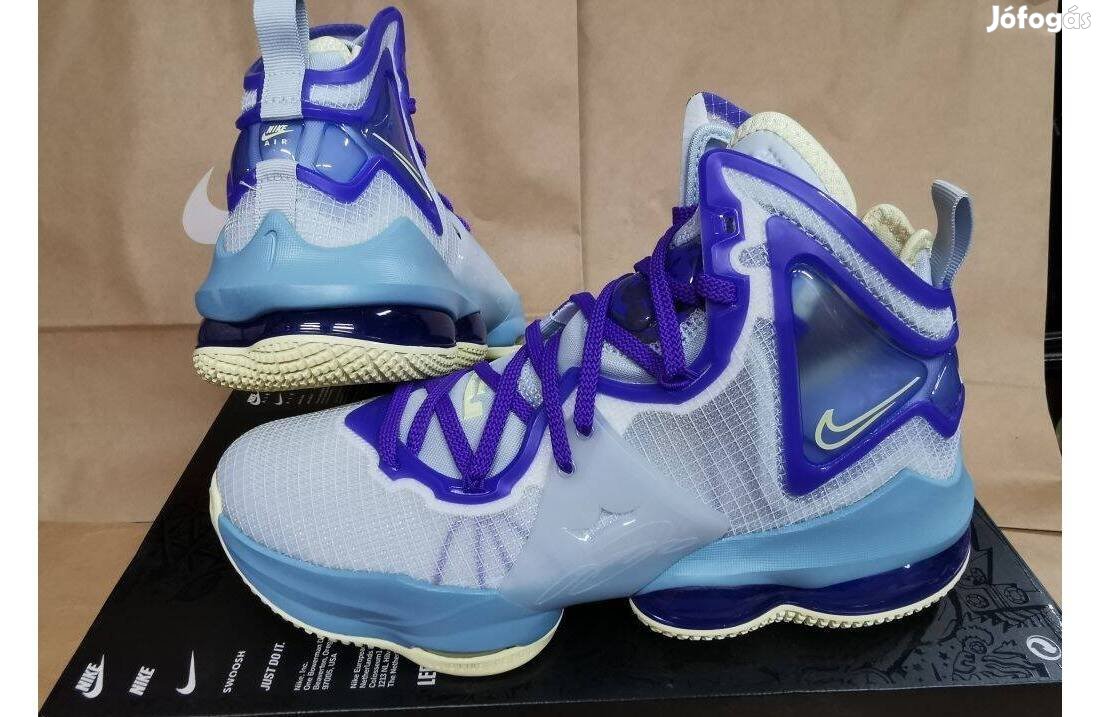Nike Lebron XIX 37.5-es kosaras cipő. Teljesen új, eredeti cipő
