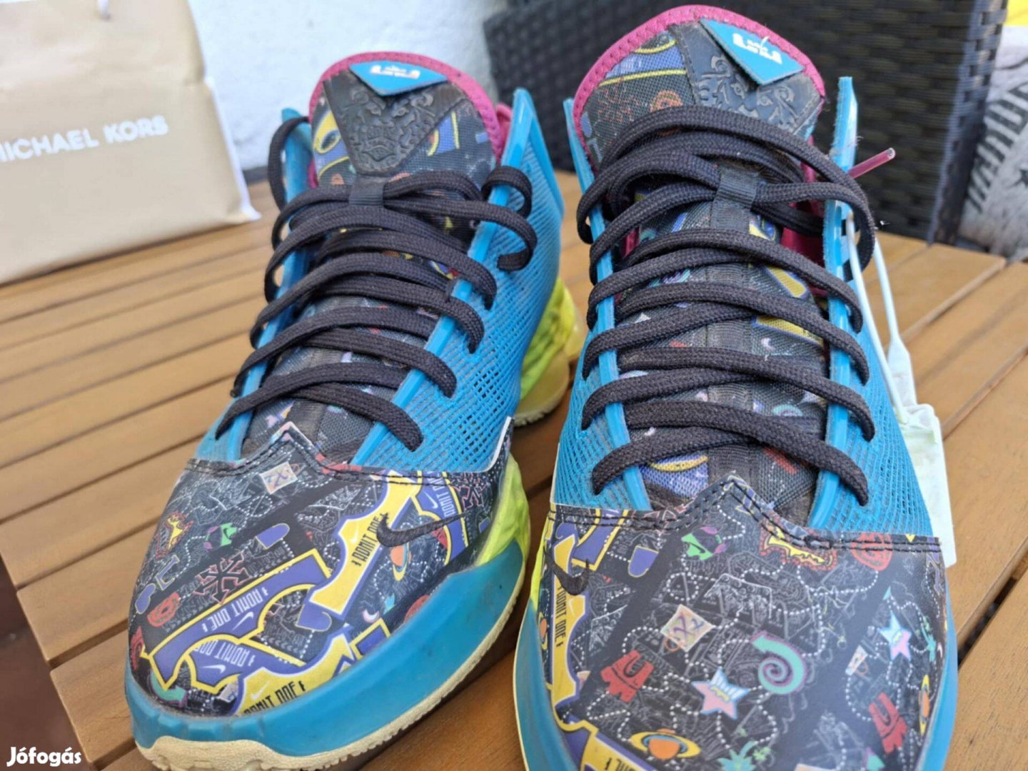 Nike Lebron XIX Low cipő eladó