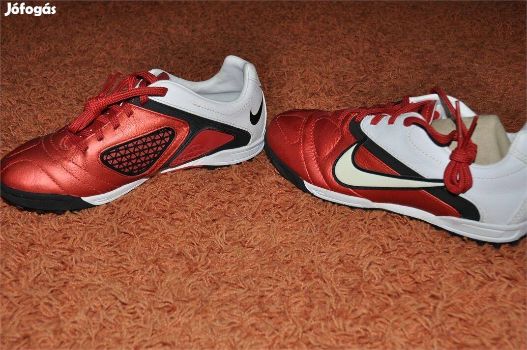 Nike Libretto 34