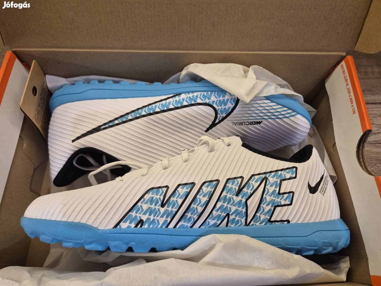 Nike Mercurial Vapor 15 TF férfi műfüves focicipő fehér