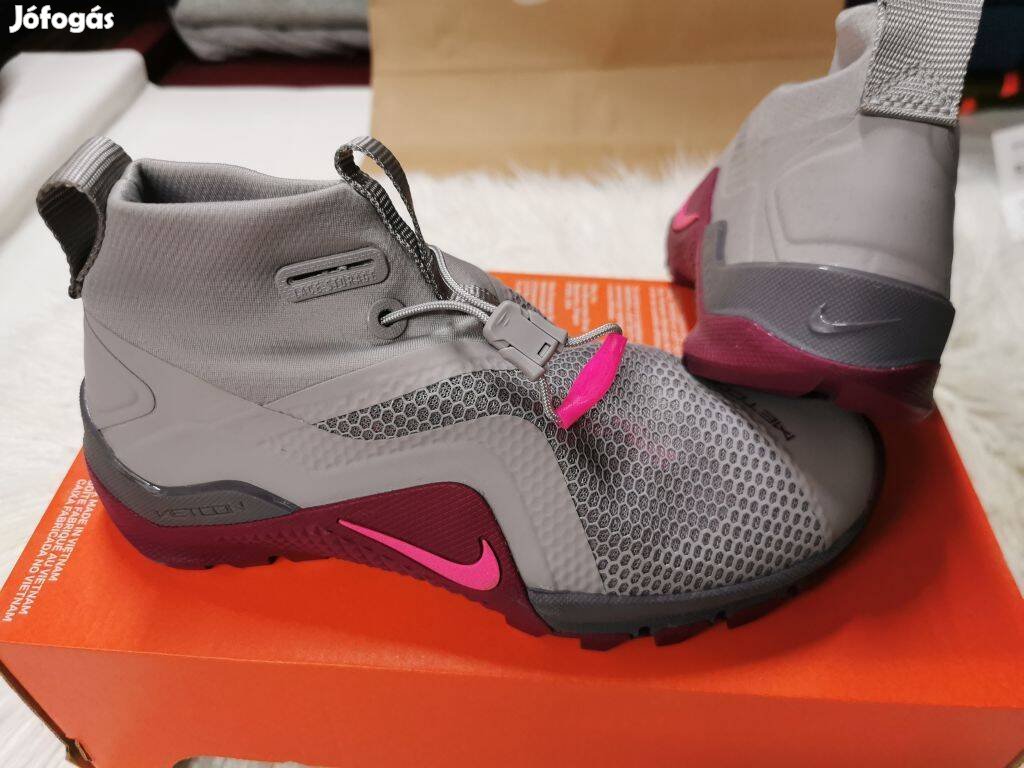 Nike Metcon X SF 37.5-es edző cipő. Teljesen új, eredeti cipő. SF spec