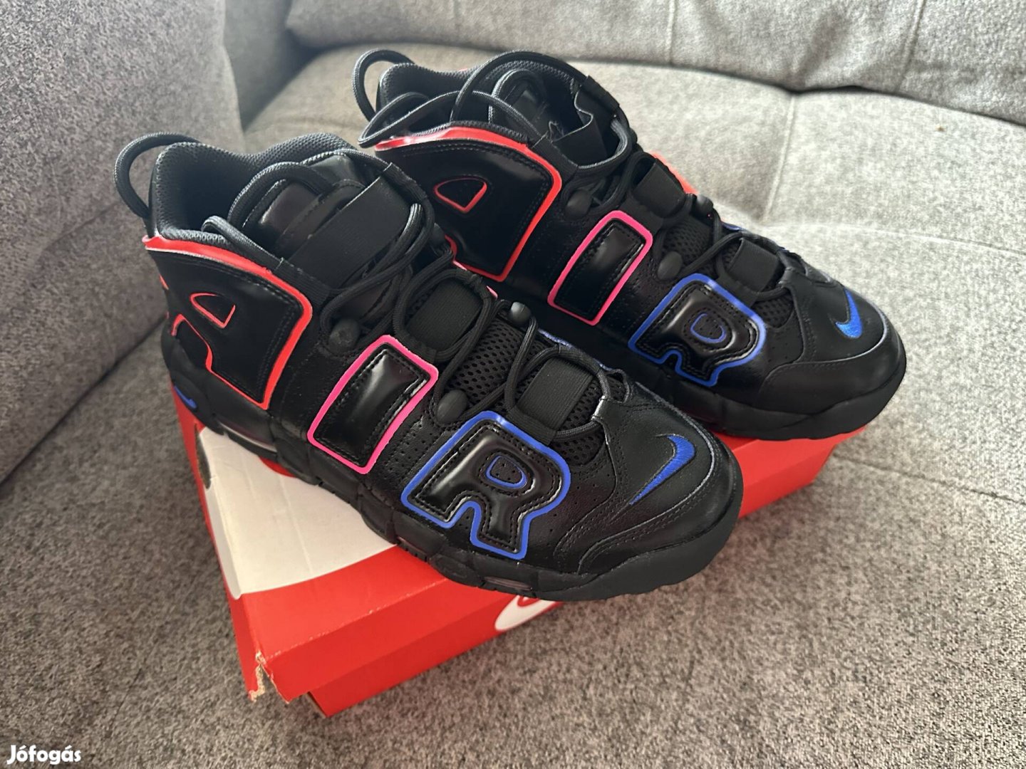 Nike More Uptempo 42.5 magasszárú férfi cipő