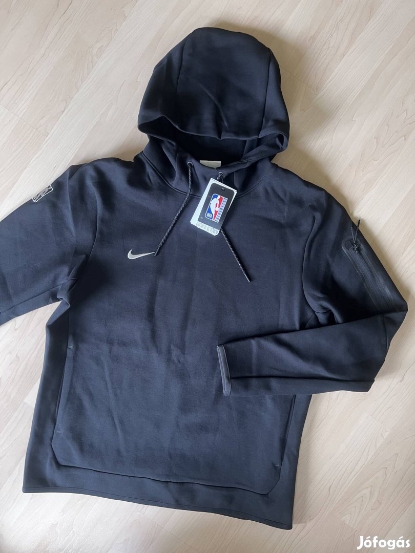 Nike NBA Tech Fleece új, címkés, L méretben 