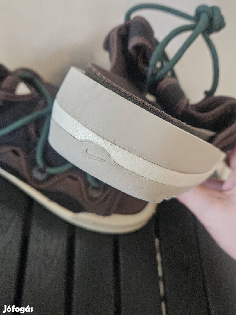 Nike Offline 2.0 férfi papucs 41 -es