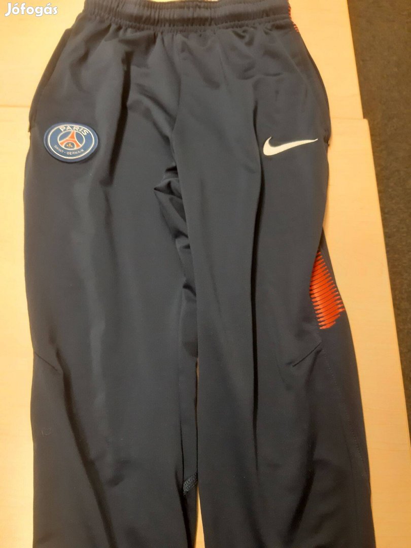 Nike Paris Saint-Germain 147-158 cm-es gyerekre