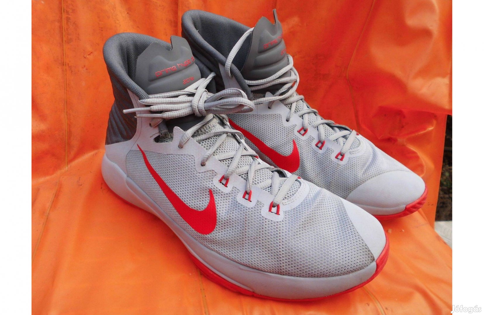 Nike Prime Hype szürke 45-ös sport-utcai cipő eladó,