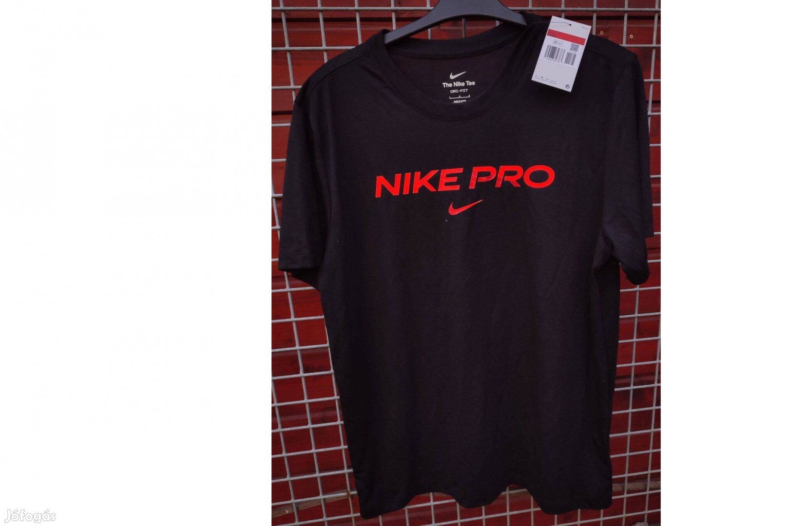 Nike Pro fekete, új, címkés póló (L)