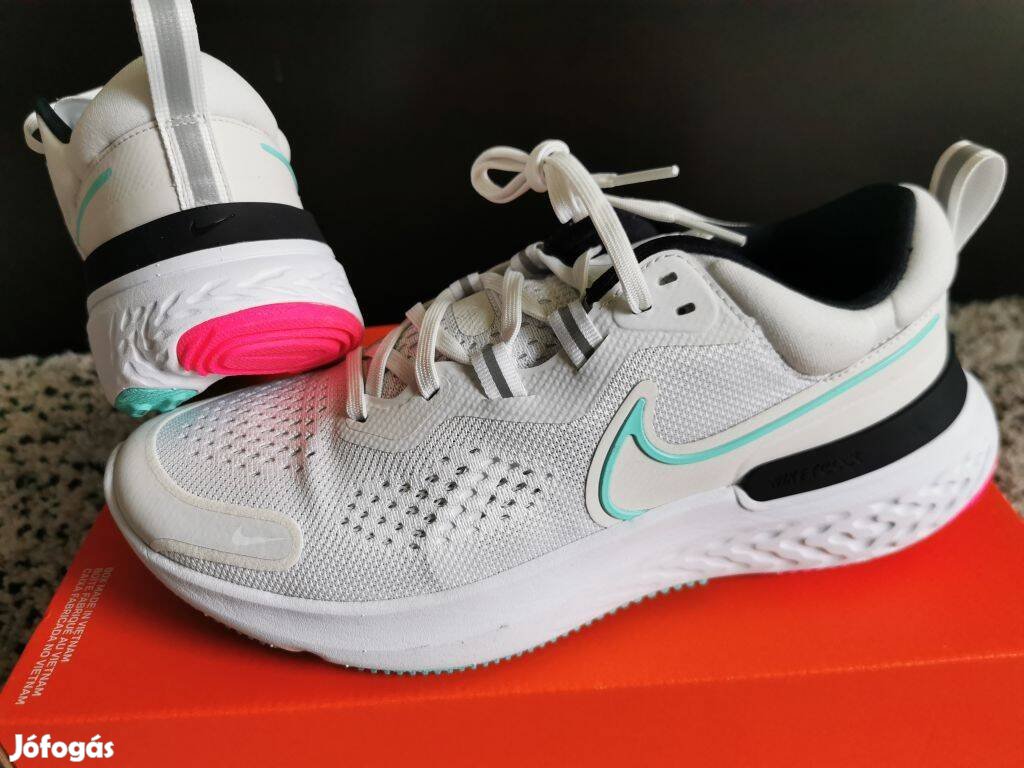 Nike React Miler 2 férfi 42.5-es futó, sport cipő. Teljesen