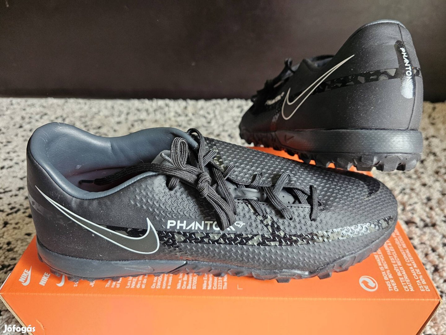 Nike React Phantom GT2 Pro TF 44-es műfüves foci cipő