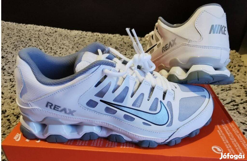 Nike Reax 8 TR fehér 38.5 és 49.5-es férfi cipő. Teljesen új, eredeti