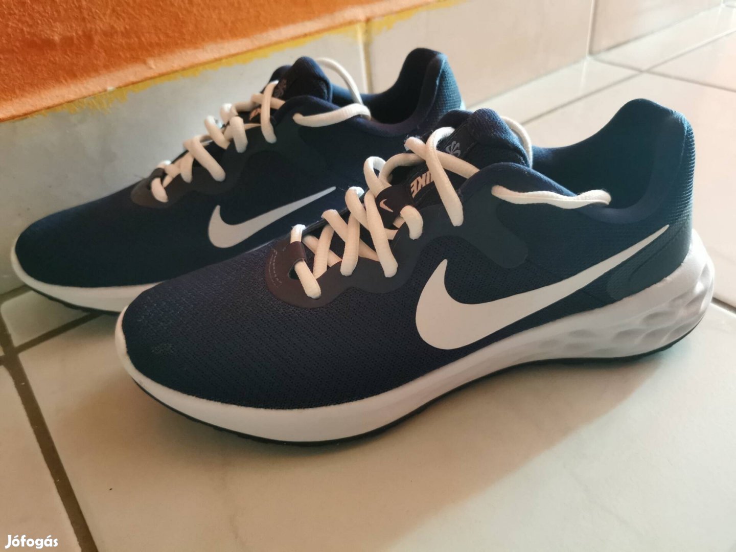 Nike Revolution 6, 40,5-es sportcipő eladó! 