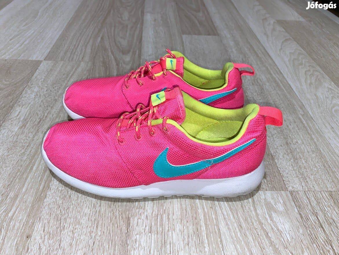 Nike Roshe One sportcipő 38.5 -es