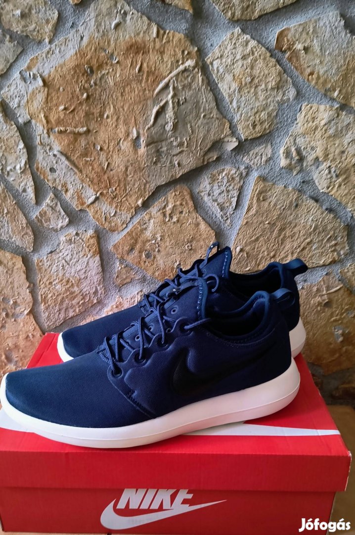 Nike Roshe two