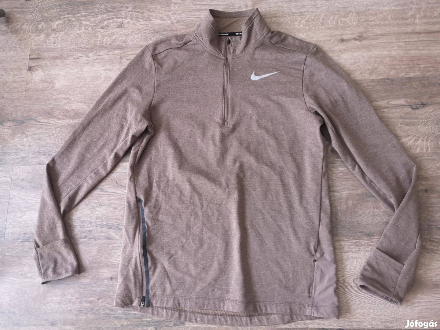 Nike Running dri-fit felső M méretű