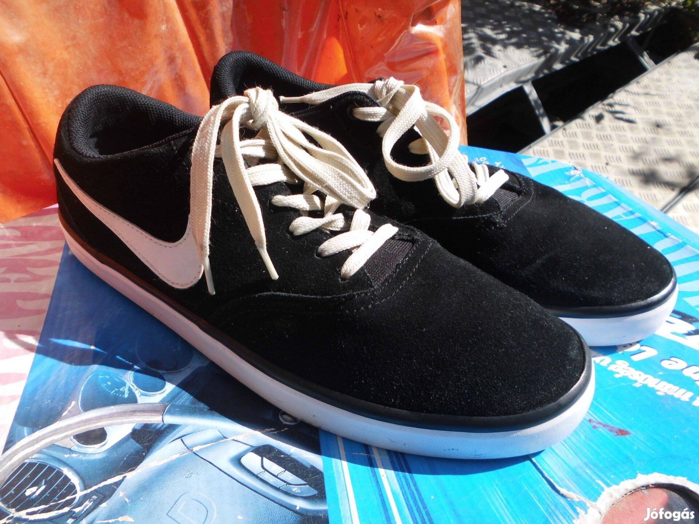 Nike SB fekete bőr 44-45-ös deszkás-utcai cipő eladó,