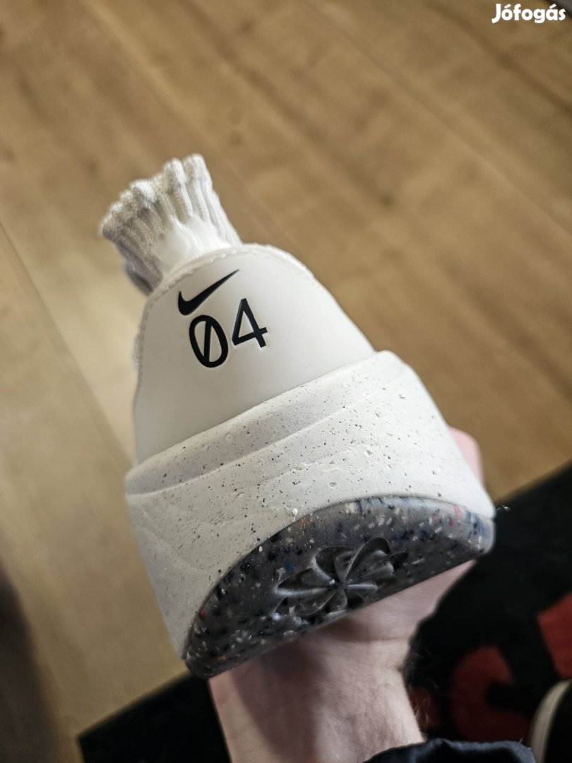 Nike Space Hippie 04 utcai cipő 40.5