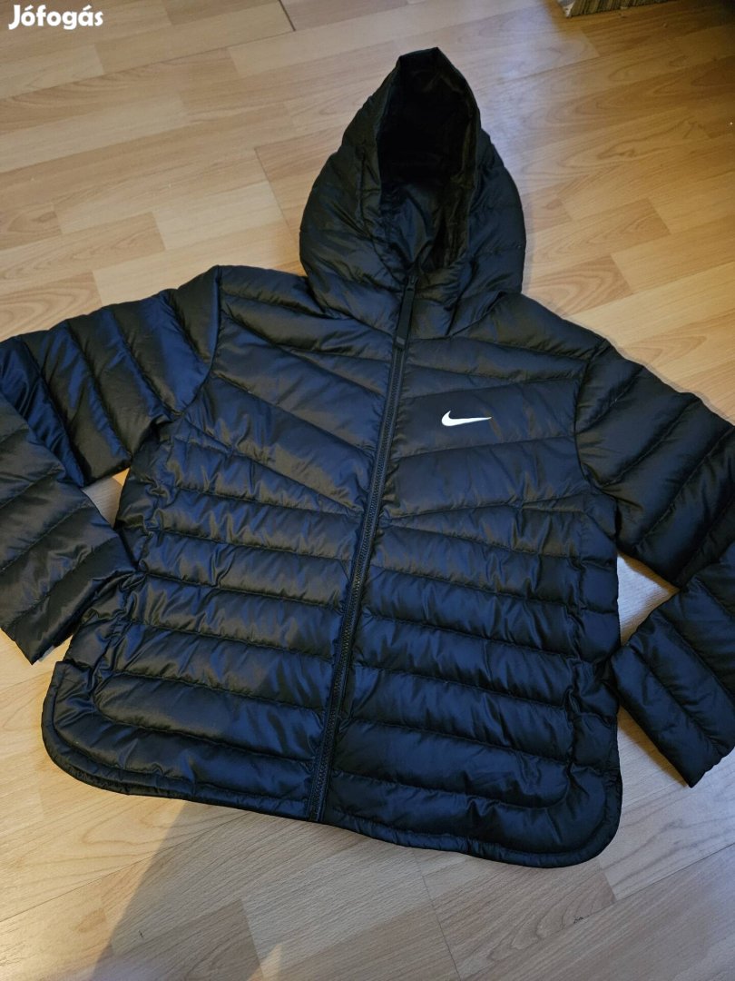 Nike Sportswear Down Fill női pehely töltetű télikabát S 