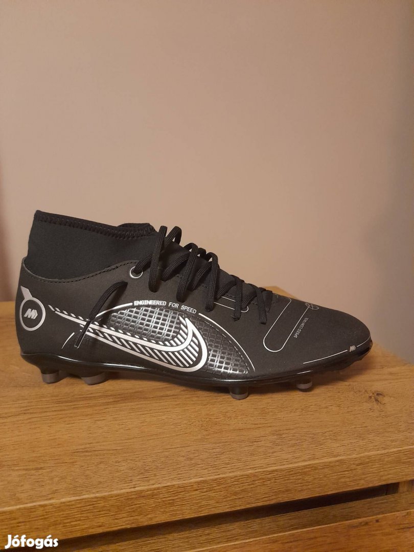 Nike Superfly 8 Club FG/MG focicipő 44-es(új)