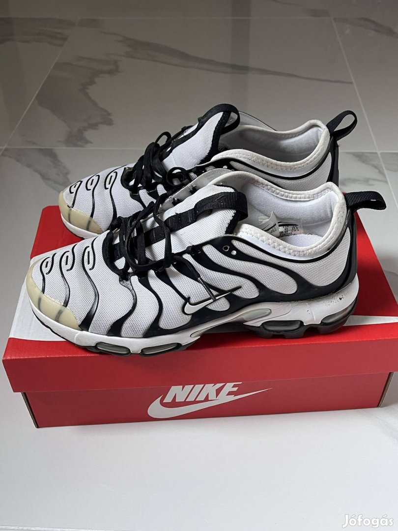 Nike TN White &Black limited