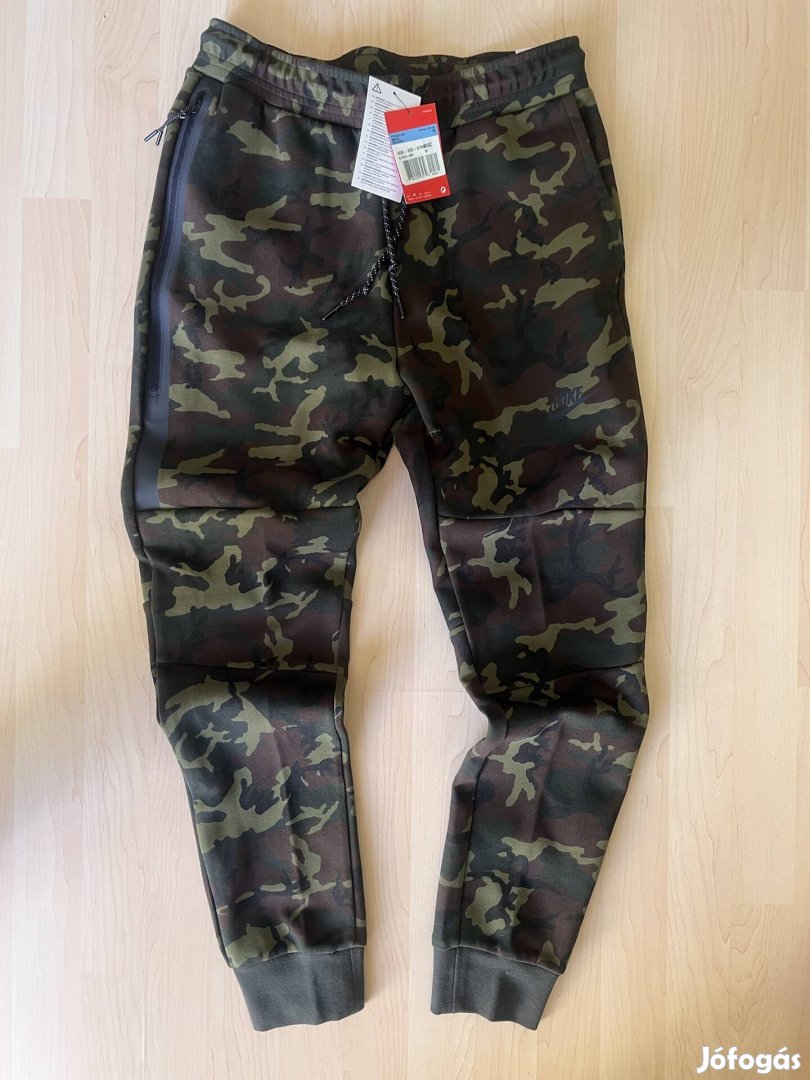 Nike Tech Fleece 'Camo' alsó M 