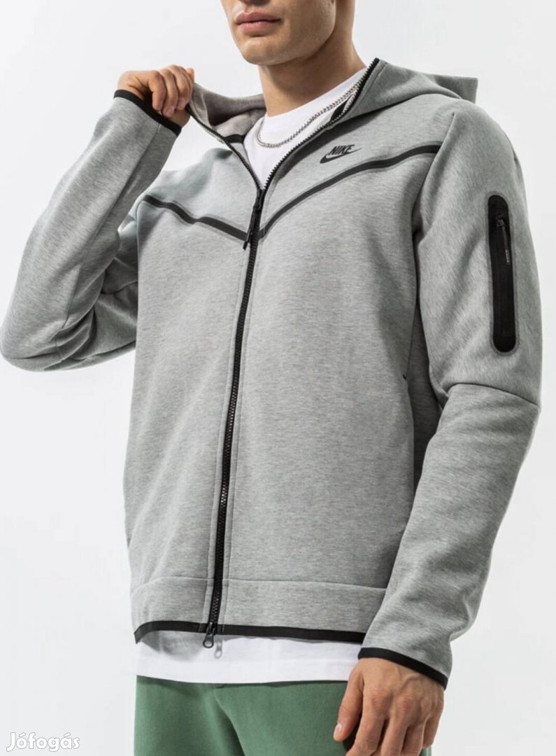 Nike Tech Fleece felső (XL)