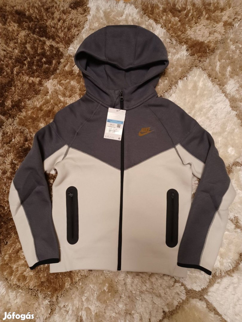 Nike Tech Fleece gyermek felső M-es méret