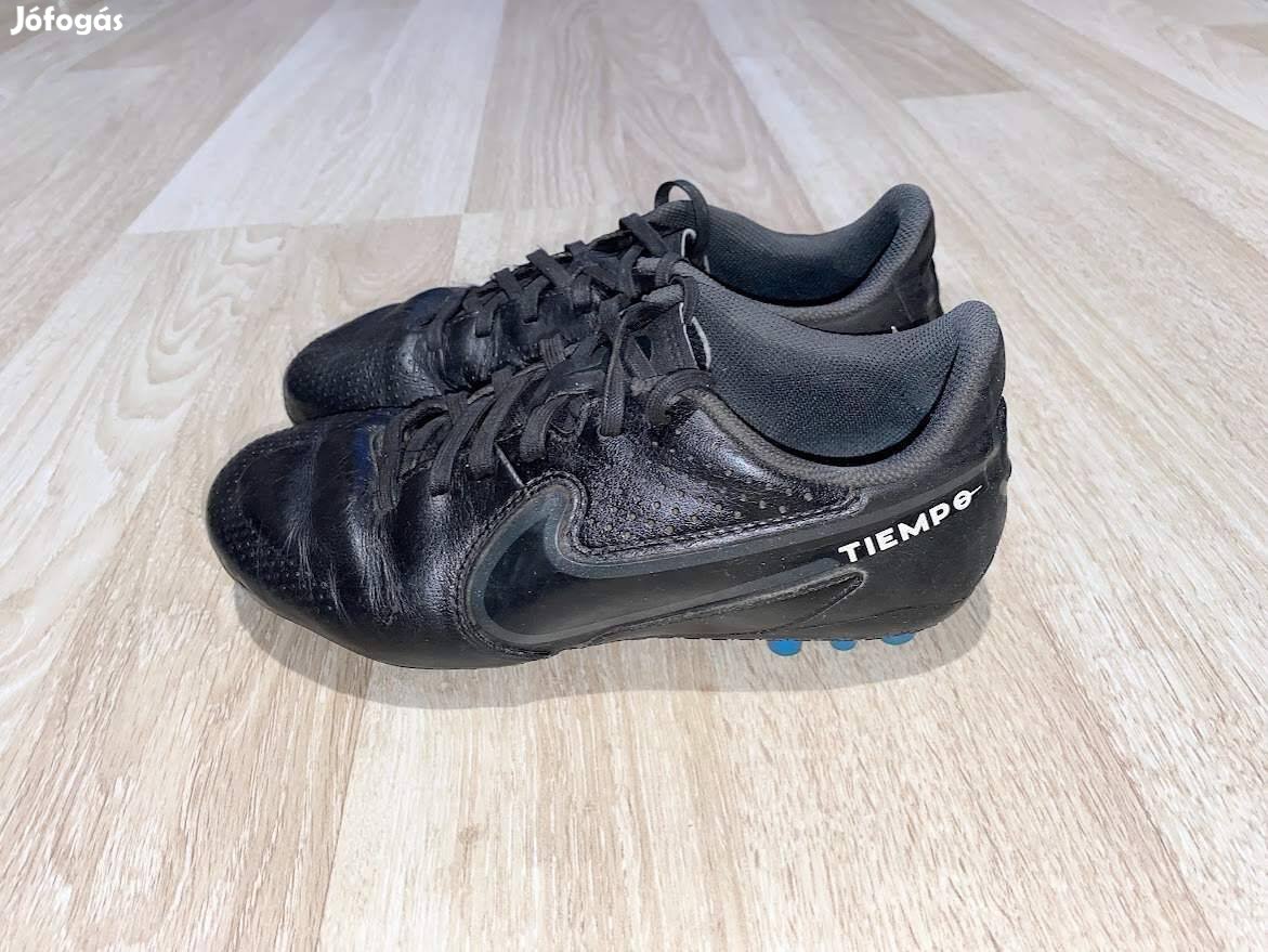 Nike Tiempo Legend stoplis cipő 34-es