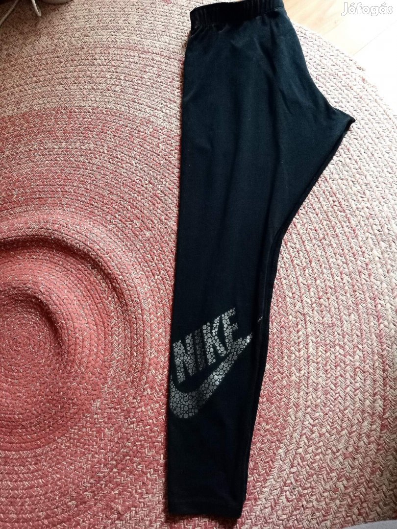 Nike XL-es női nadrág 