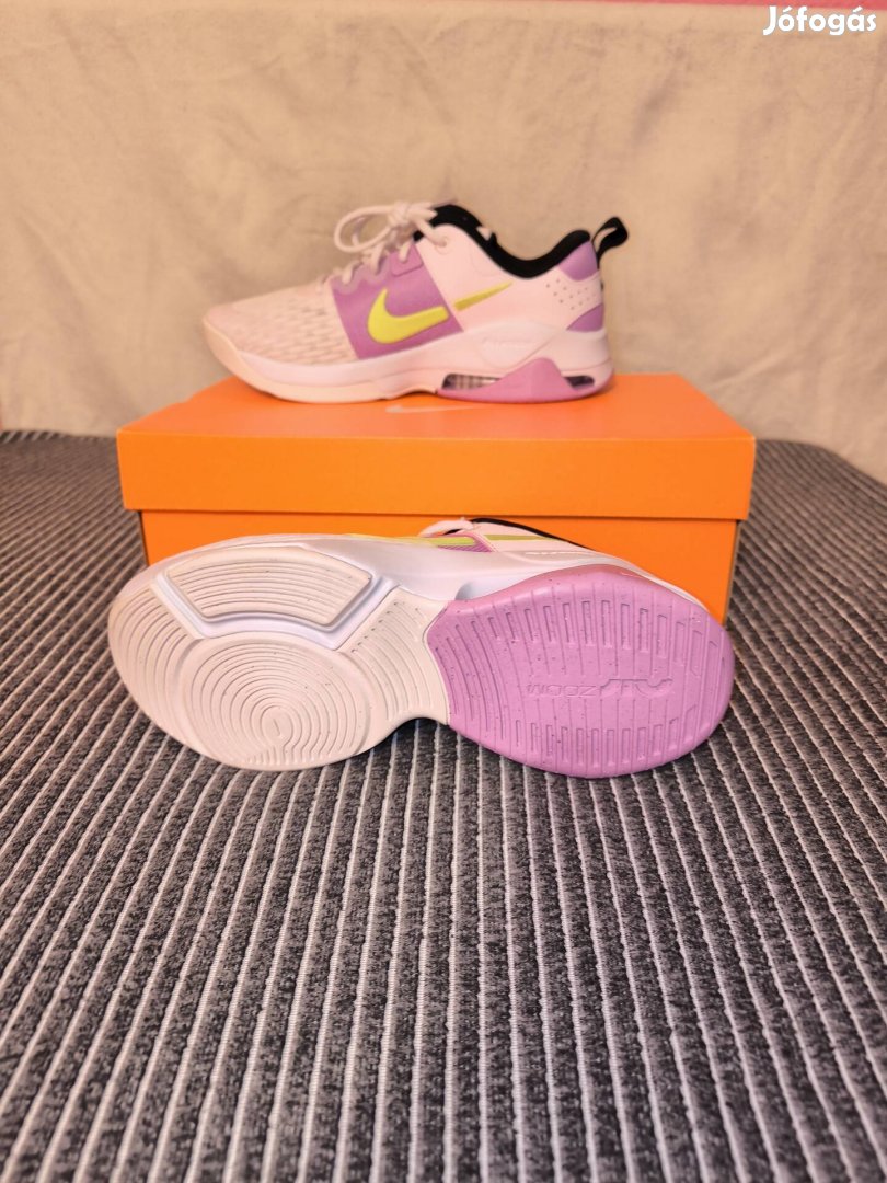 Nike Zoom Bella 6 nöi tréning cipő