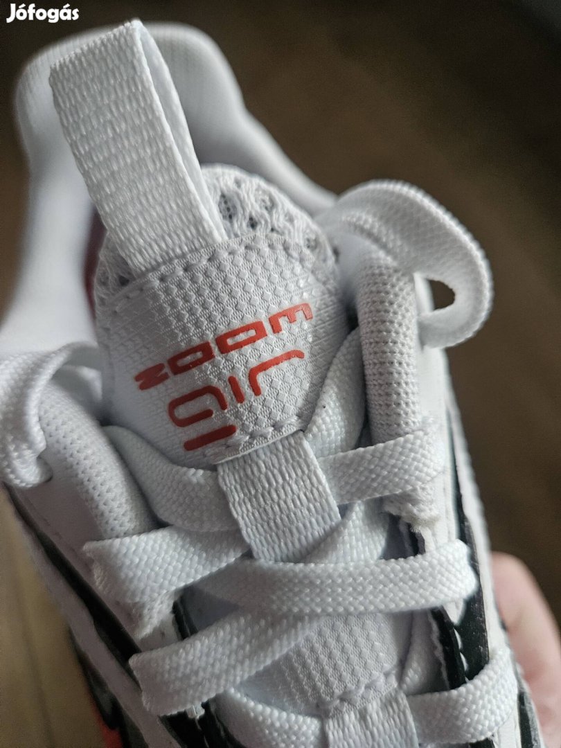 Nike Zoom Fire női snekaer utcai sportcipő  36.5