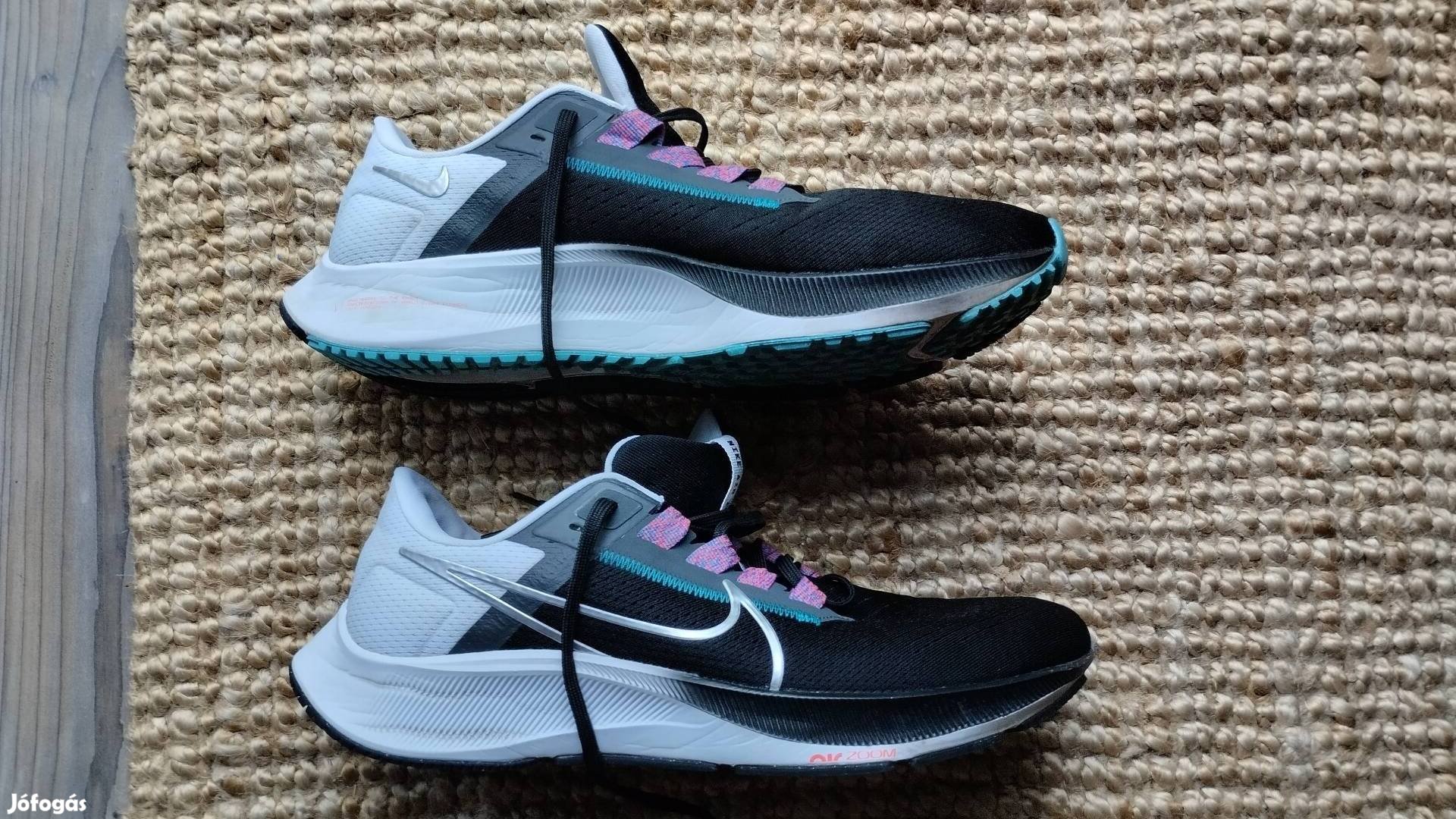 Nike Zoom futó cipő 43 
