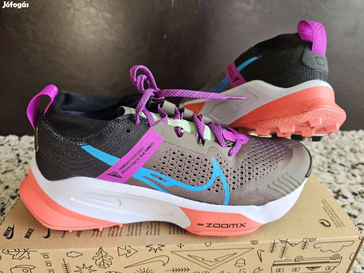 Nike Zoomx Zegama Trail 38.5-es profi terep futó cipő.