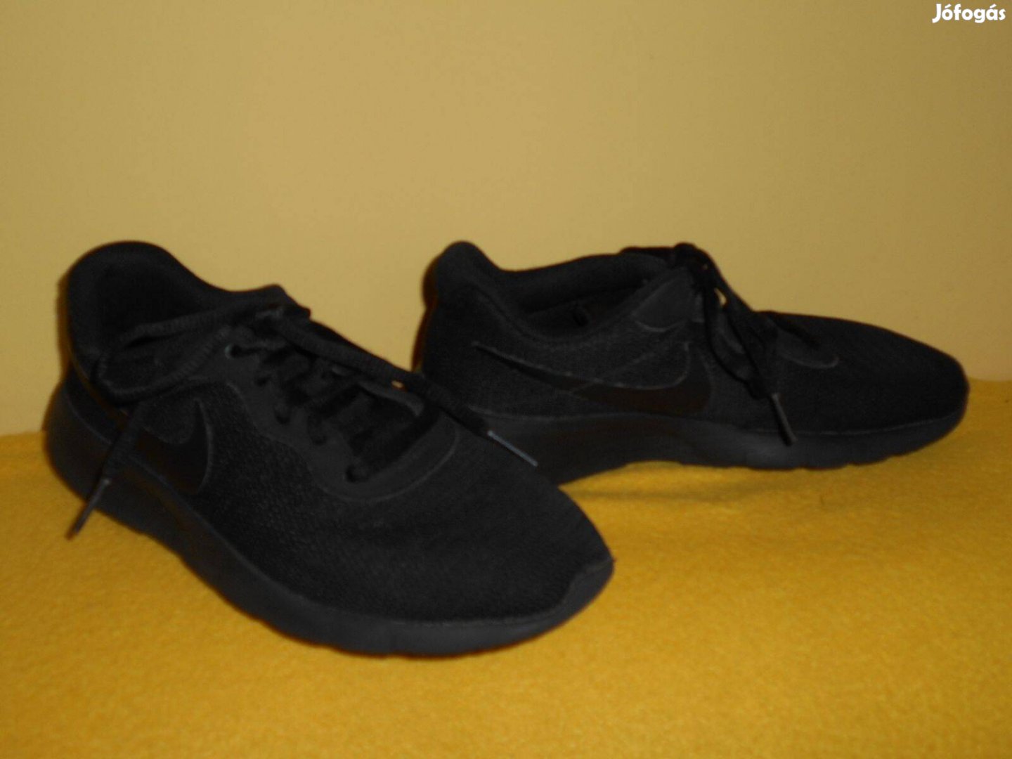 Nike, 36 - os, fekete, hálós, divatos sportcipő - pille könnyű