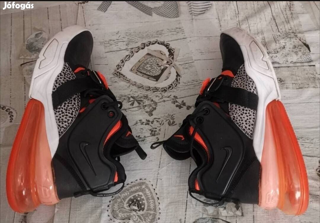 Nike air force 270 Safari cipő 