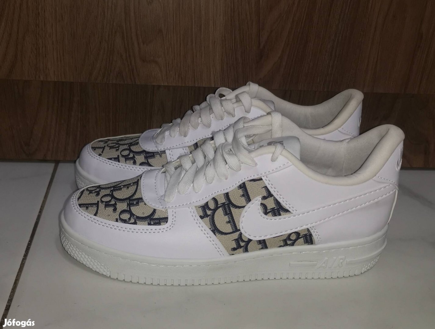 Nike air force Dior cipő. 